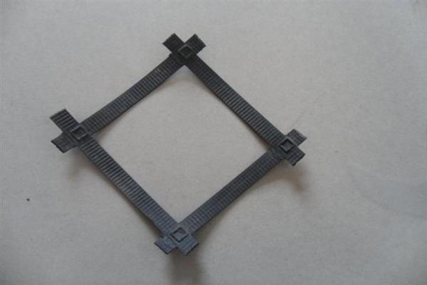 凸結(jié)點(diǎn)土工格柵：施工中的優(yōu)勢(shì)分析  第2張