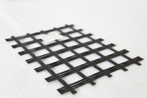 路基工程中玻纖土工格柵的應(yīng)用分析  第3張
